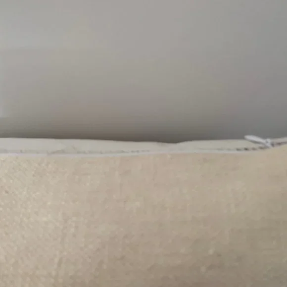 Deborah Hall Pair (2) White Calfskin Calfhide Cream Linen Throw Pillows
